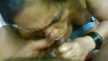 Pareja caliente teniendo su primer anal hardcore en privado